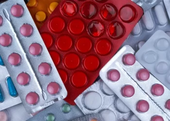 Descarte de antibióticos no meio ambiente traz risco para saúde mundial, diz ONU